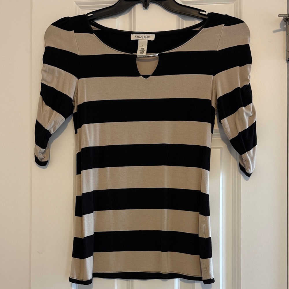 White House Black Market top